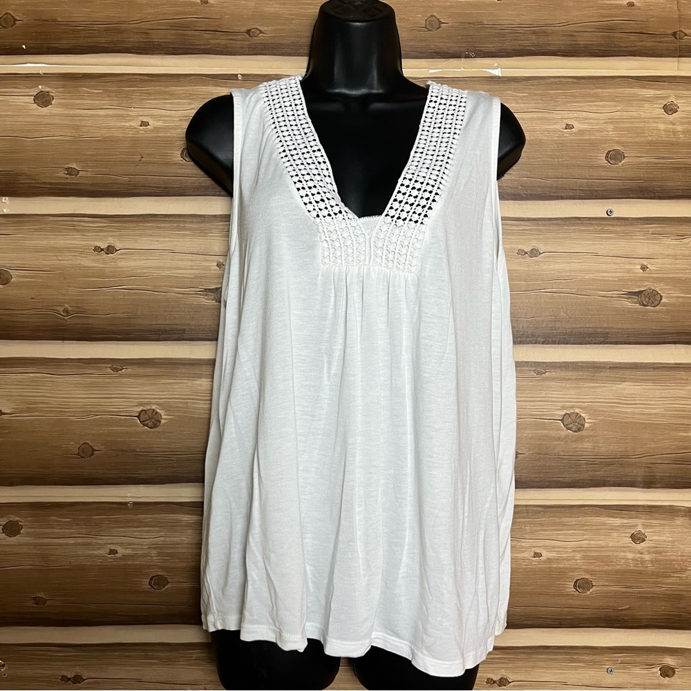 5/$20 Lascana women sleeves white blouse size 8/10 100% cotton‎